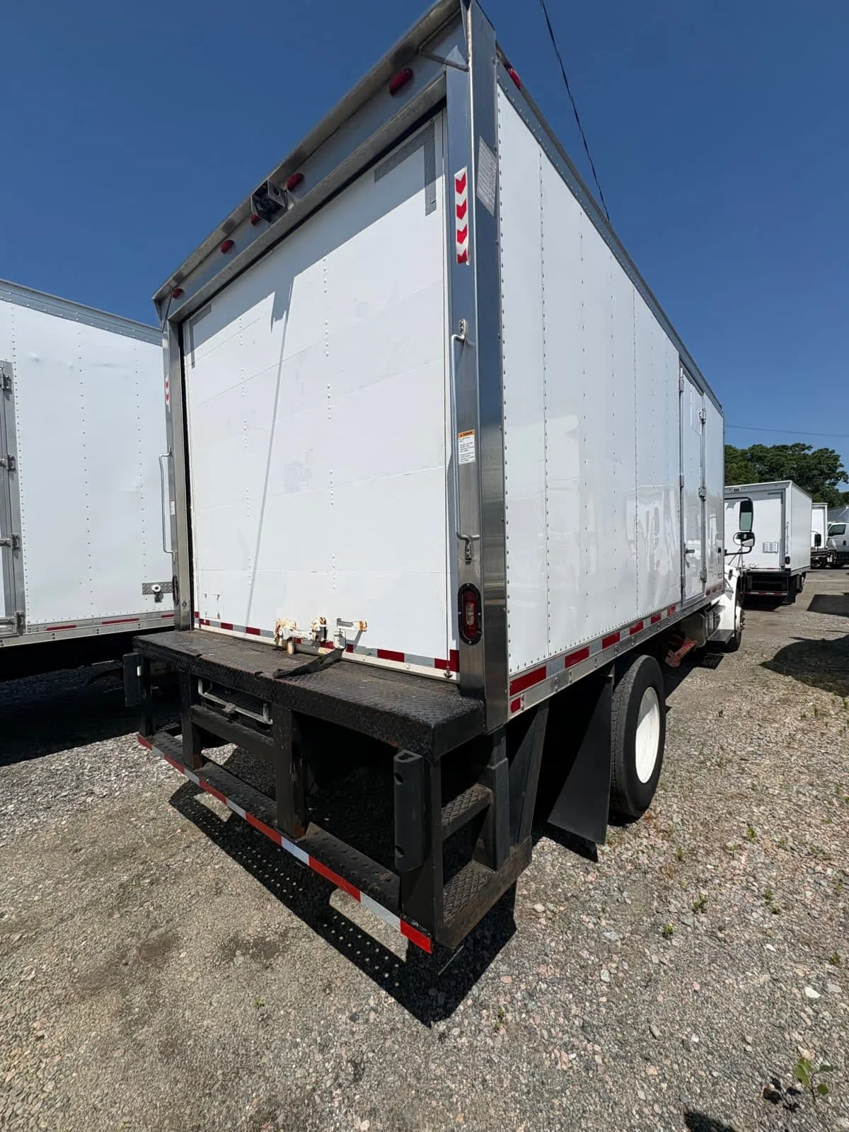 2018 Freightliner M2 106 in Ashland, VA — photo 4