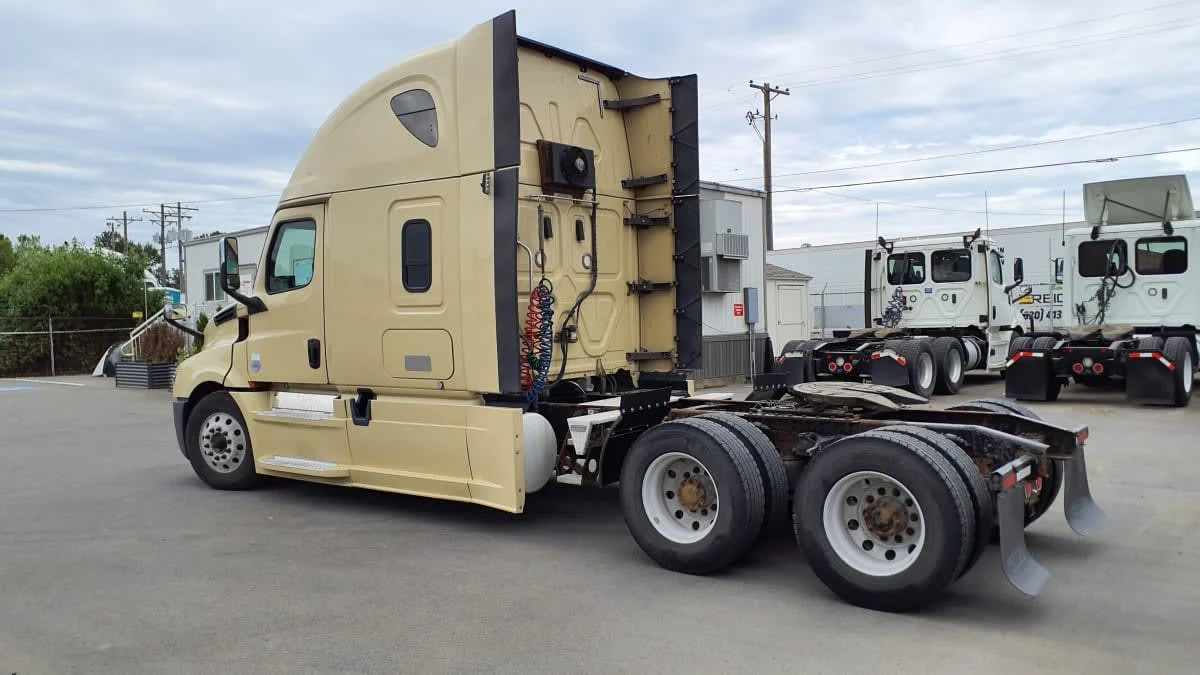 2019 Freightliner Cascadia in Tacoma, WA — photo 6