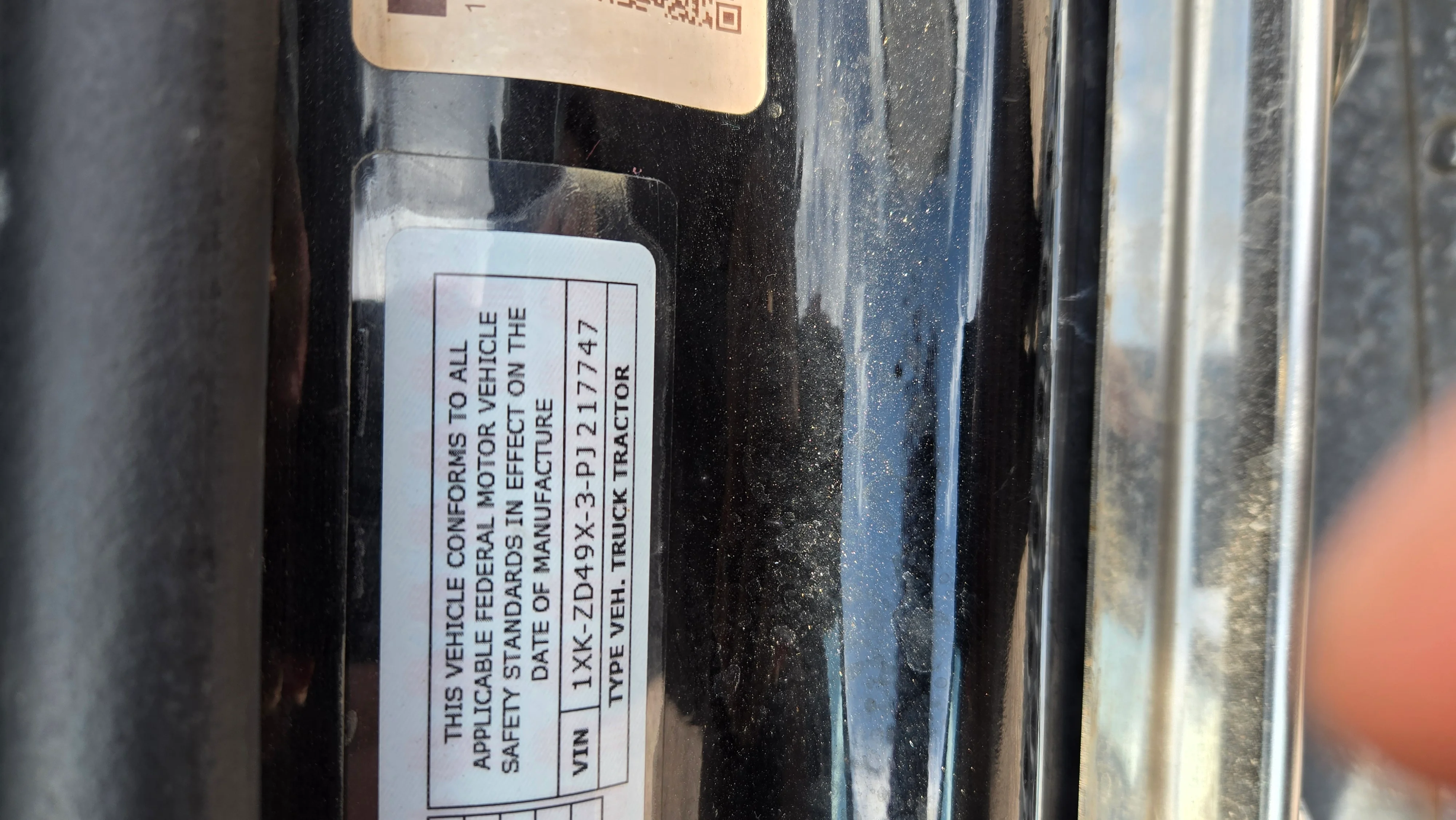 2023 Kenworth T880 - image 14