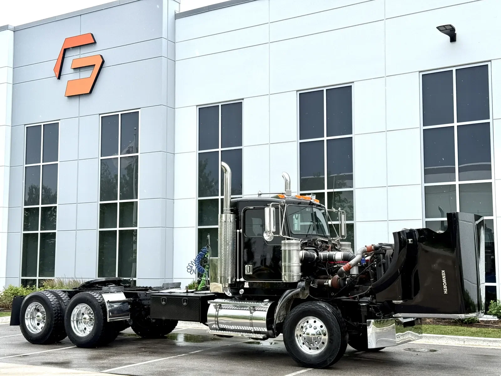2001 Kenworth T800 in New Lenox, IL — photo 9