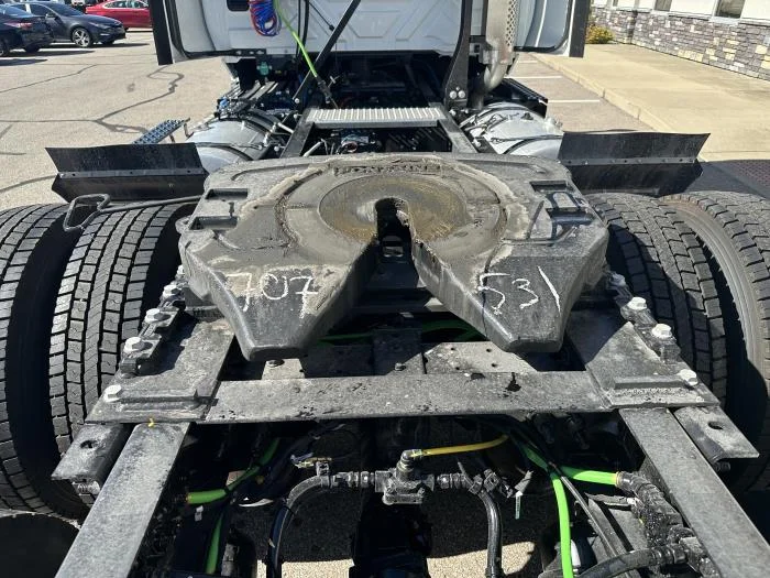 2026 International LT - image 6