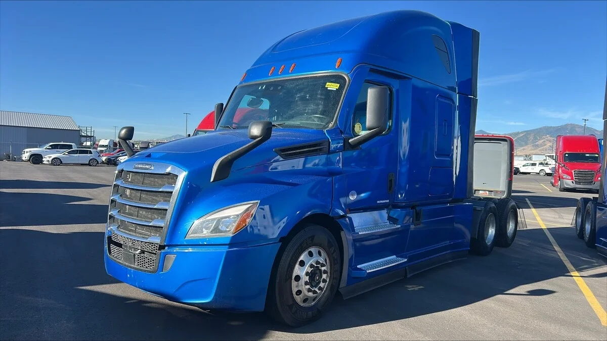 2022 Freightliner Cascadia