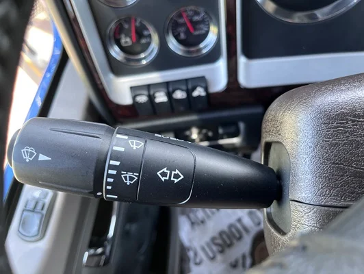 2027 Kenworth W900 in Topeka, KS — photo 37