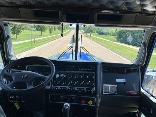 2027 Kenworth W900 in Topeka, KS — photo 39