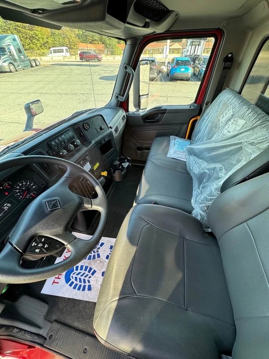 2025 International MV — photo 20
