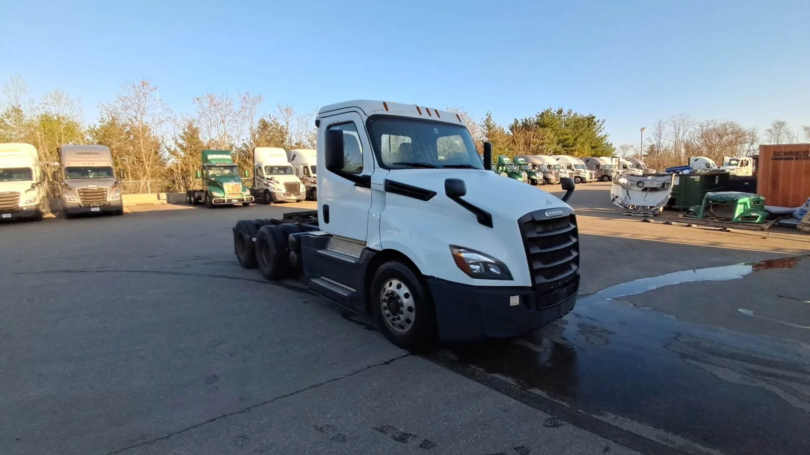 2019 Freightliner Cascadia in Shrewsbury, MA