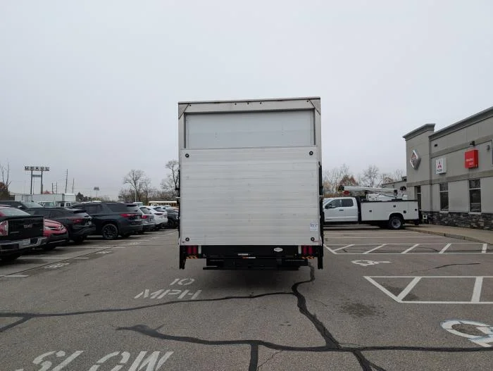 2026 Isuzu NRR - image 6