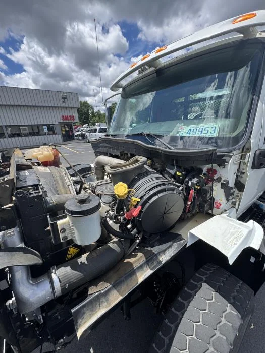 2019 International HV — photo 13