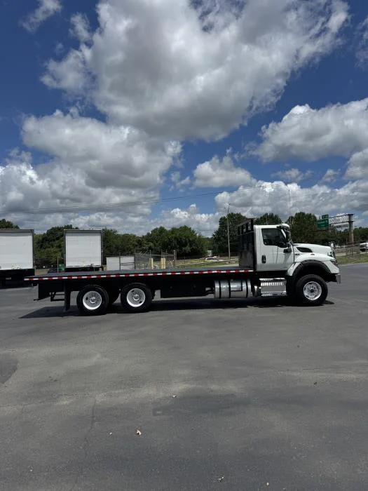 2019 International HV — photo 7