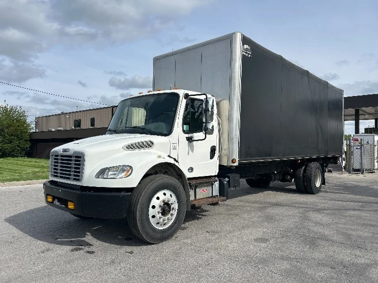 2017 Freightliner eM2 in Kansas City, MO — photo 3