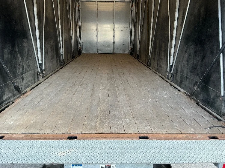 2017 Freightliner eM2 in Kansas City, MO — photo 10
