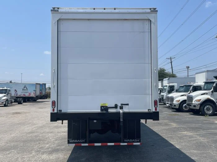 2025 Peterbilt 536 - image 6