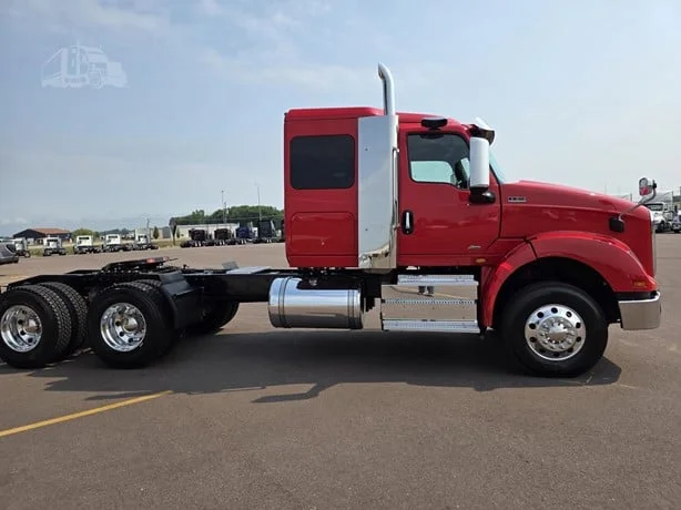 2024 International HX in MN — photo 6