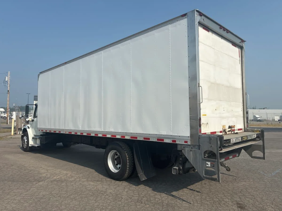 2019 Freightliner M2 106 in Syracuse, NY — photo 6
