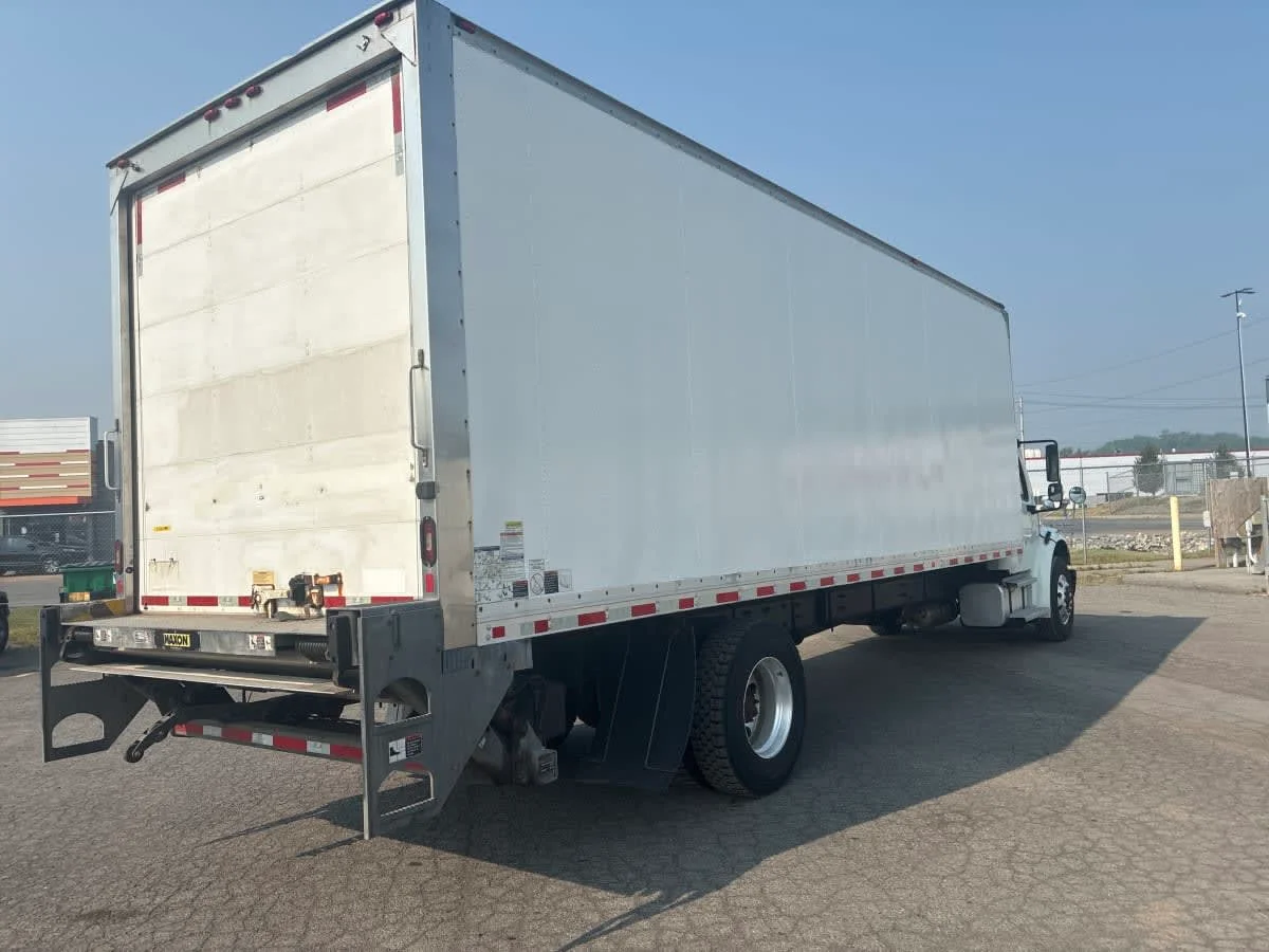 2019 Freightliner M2 106 in Syracuse, NY — photo 4