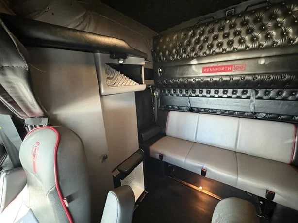 2024 Kenworth W900 in Salt Lake City, UT — photo 15