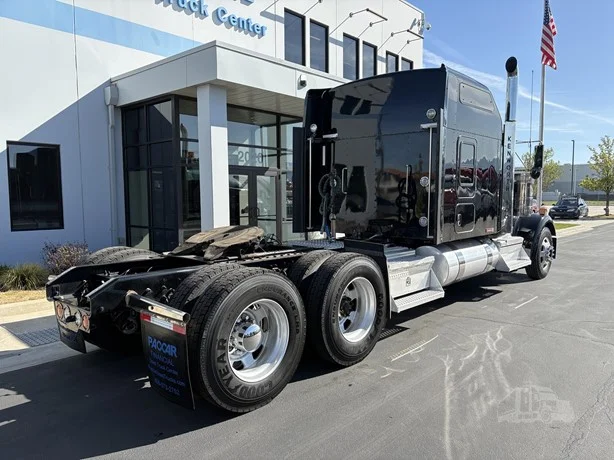 2024 Kenworth W900 in Salt Lake City, UT — photo 9