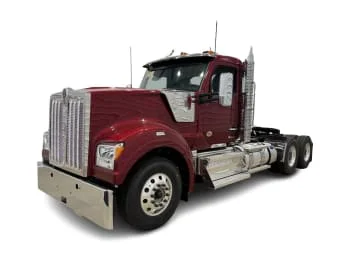 2027 Kenworth W990 in Fond du Lac, WI