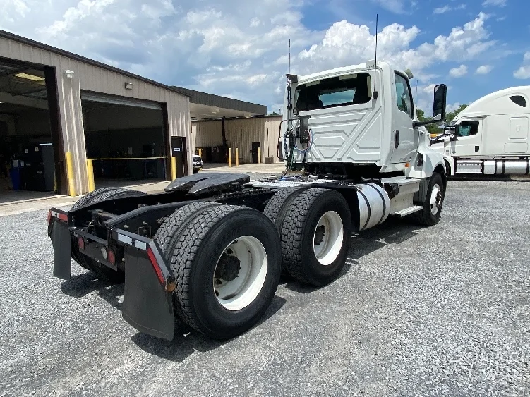 2019 International LT in Cleveland, TN — photo 7