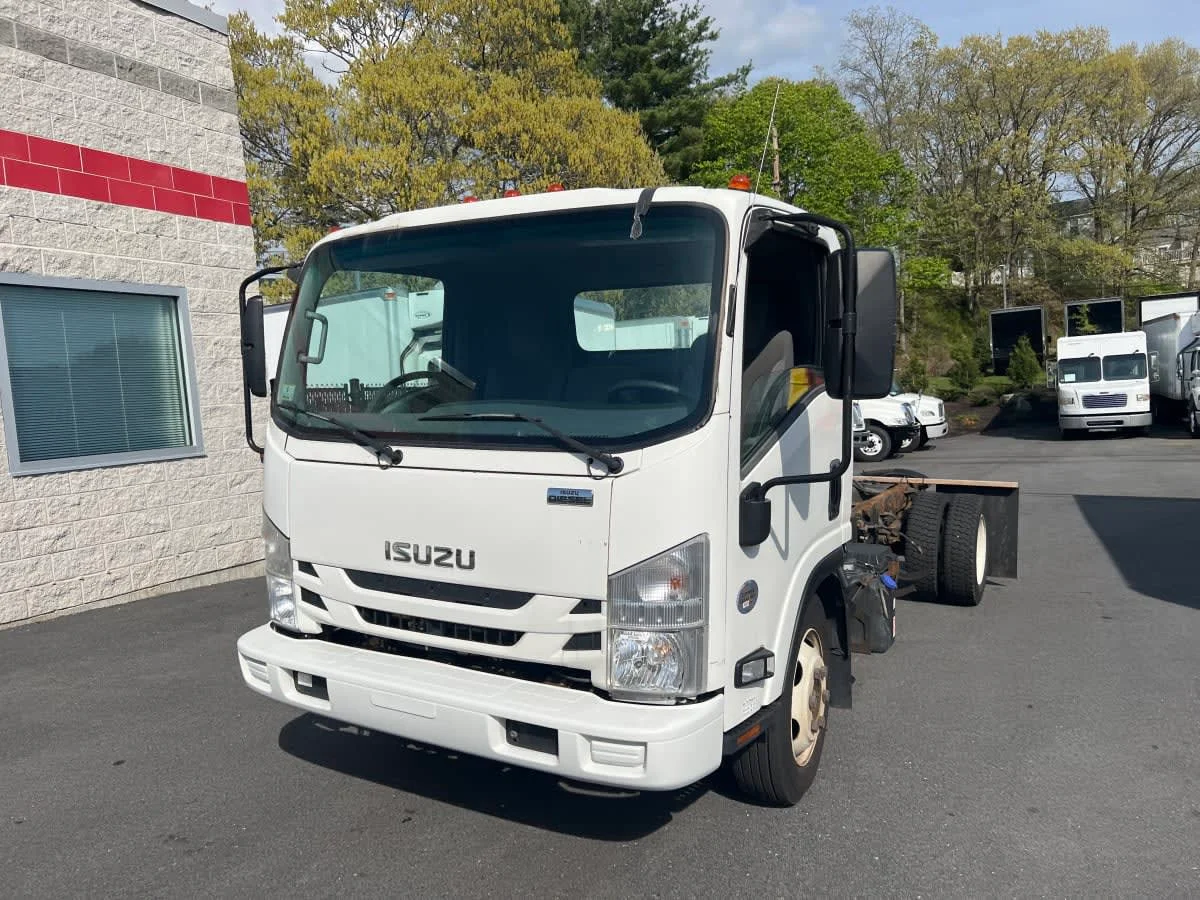 2018 Isuzu NQR in Norwood, MA