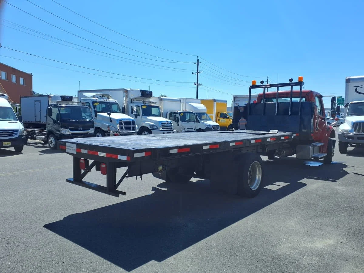 2019 Freightliner M2 106 in Newark, NJ — photo 4