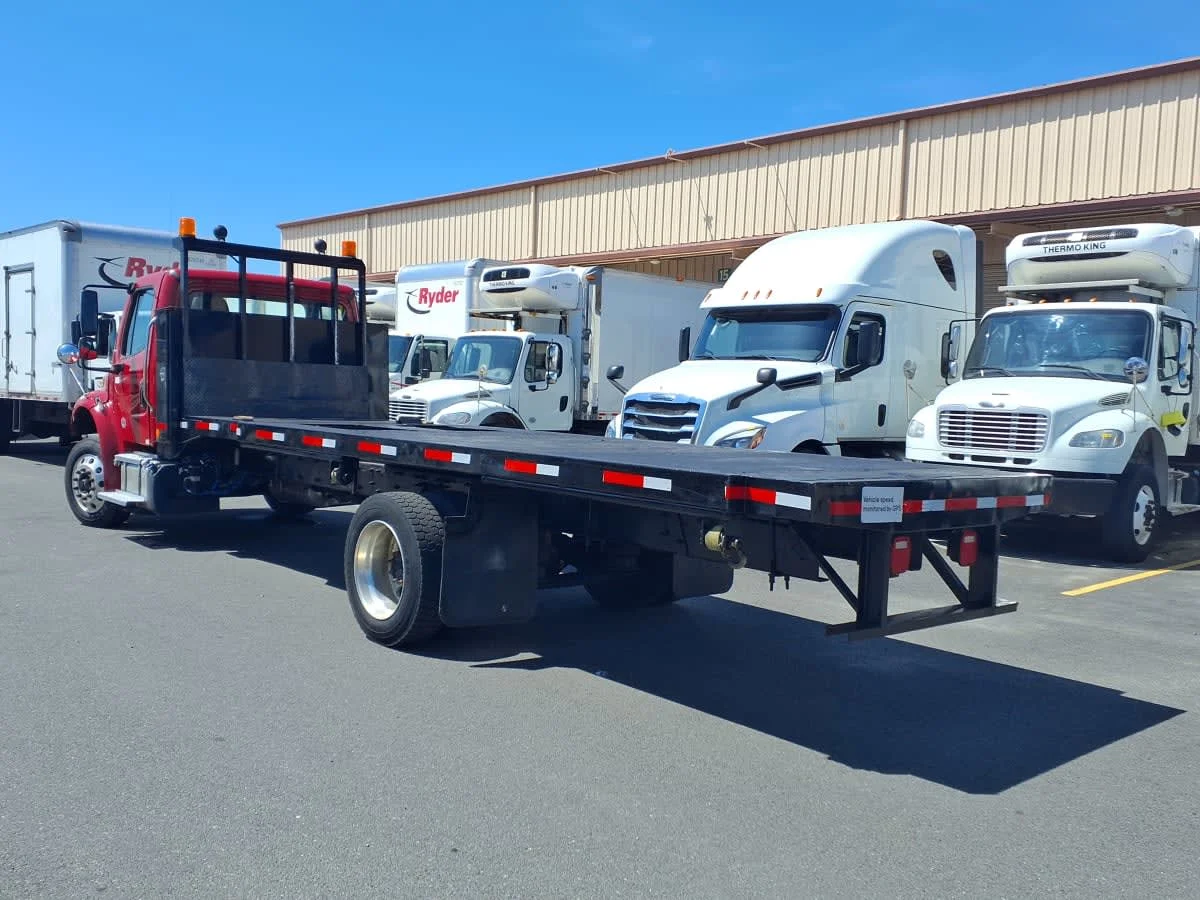 2019 Freightliner M2 106 in Newark, NJ — photo 6