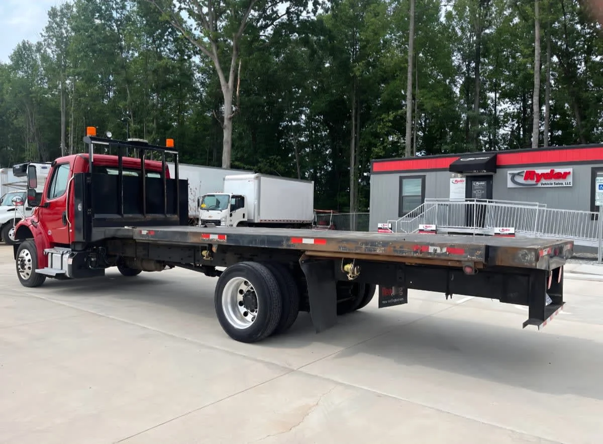2019 Freightliner M2 106 in Greensboro, NC — photo 6