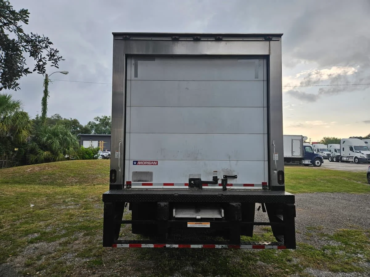 2021 Isuzu NQR in Orlando, FL — photo 5