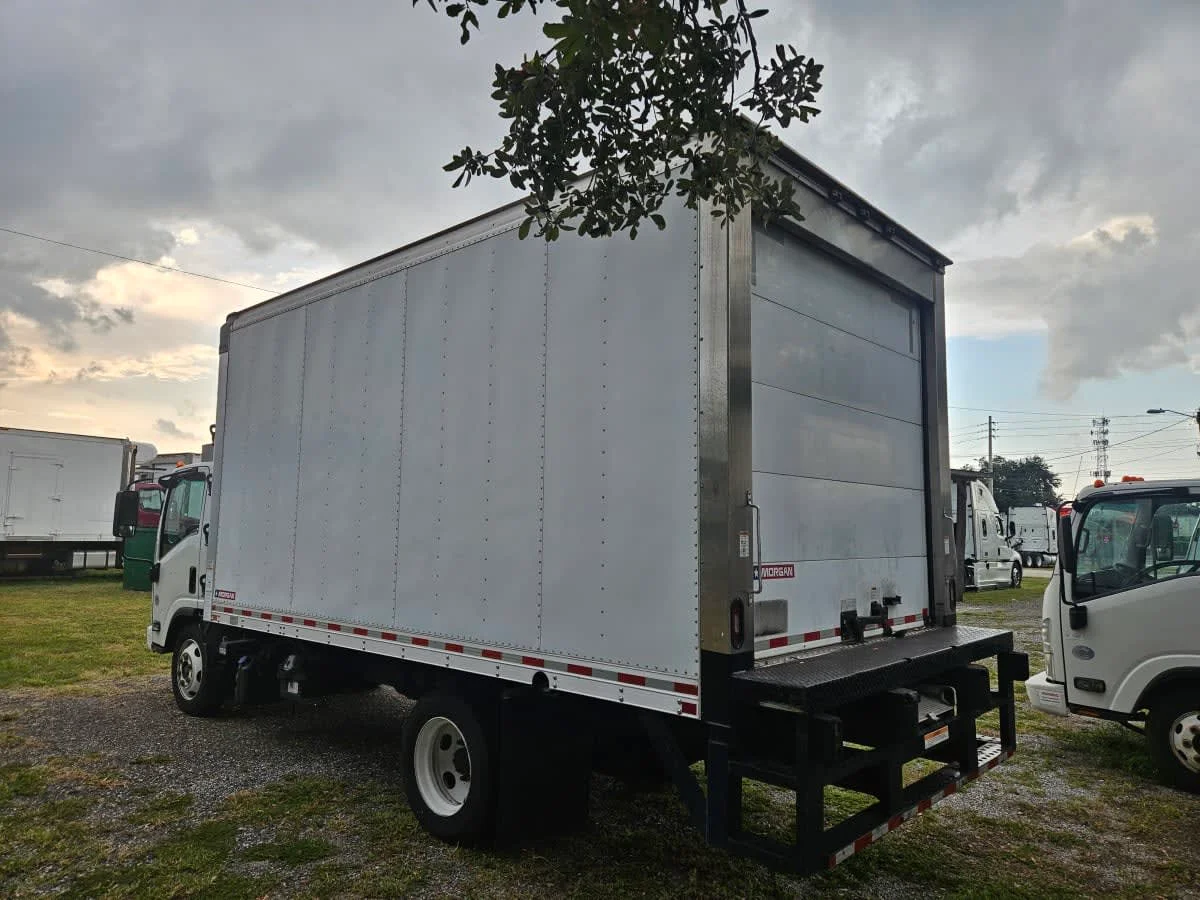 2021 Isuzu NQR in Orlando, FL — photo 6