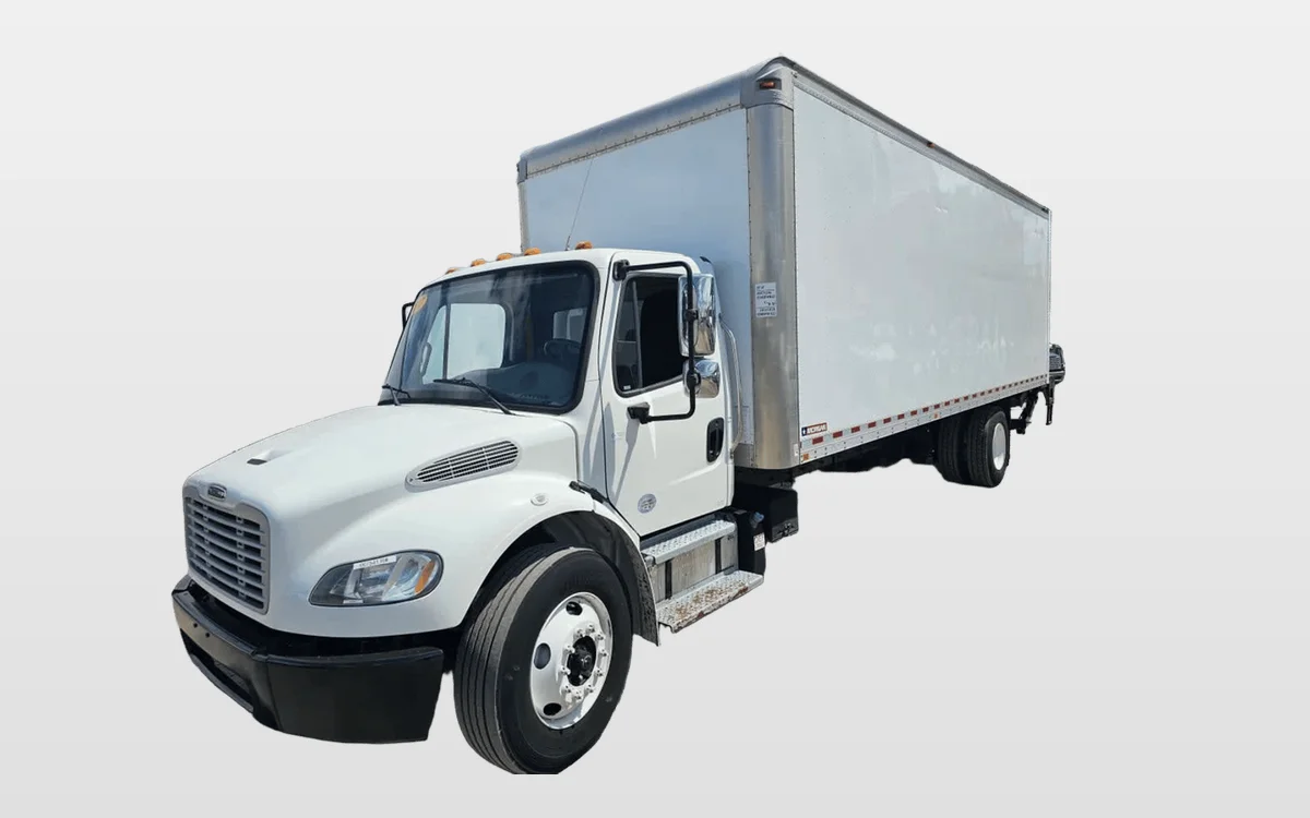 2017 Freightliner M2 106 - image 1