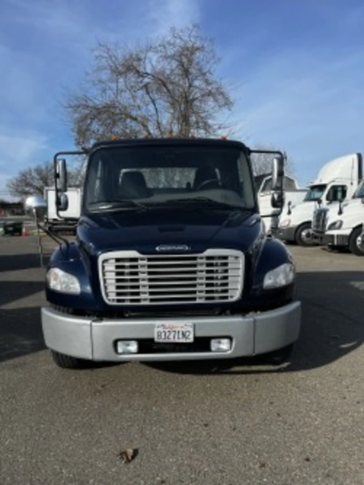 2019 Freightliner M2 106 in West Sacramento, CA — photo 2