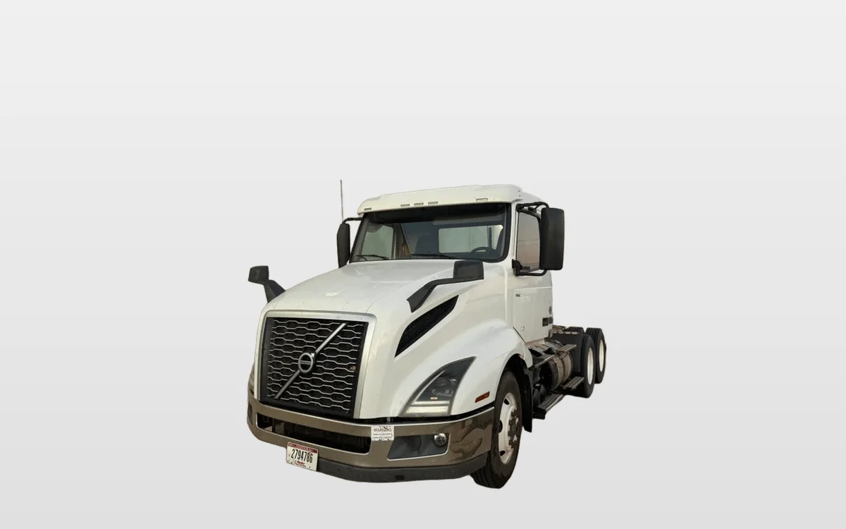 2019 Volvo - image 1