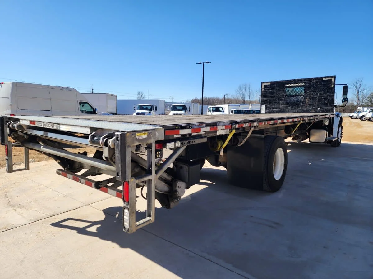 2019 Freightliner M2 106 in Greensboro, NC — photo 4
