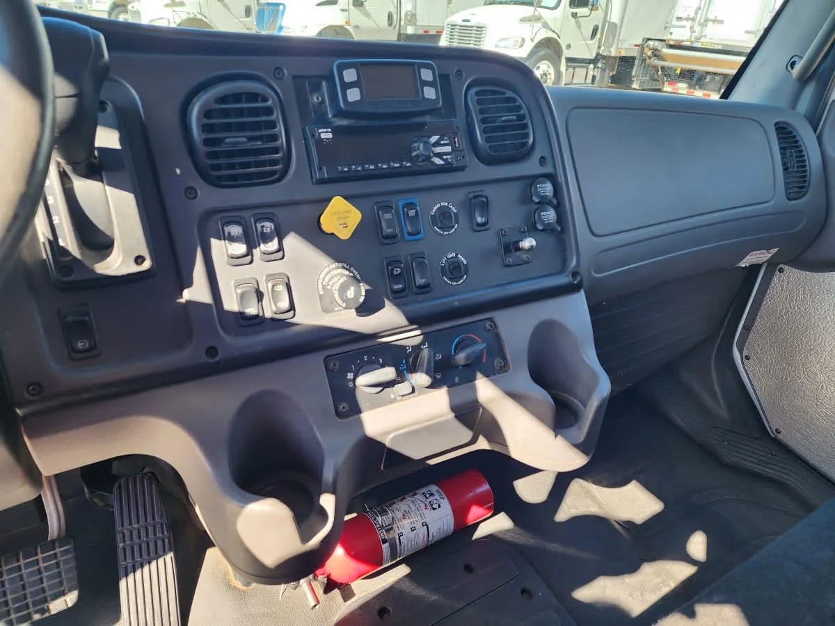 2019 Freightliner M2 106 in Greensboro, NC — photo 9