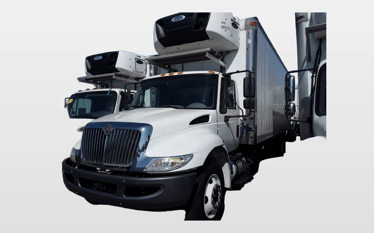 2018 International 4300 - image 1