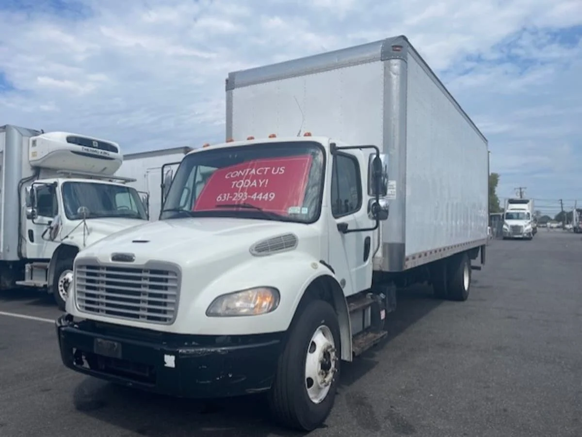 2016 Freightliner M2 106 in Farmingdale, NY