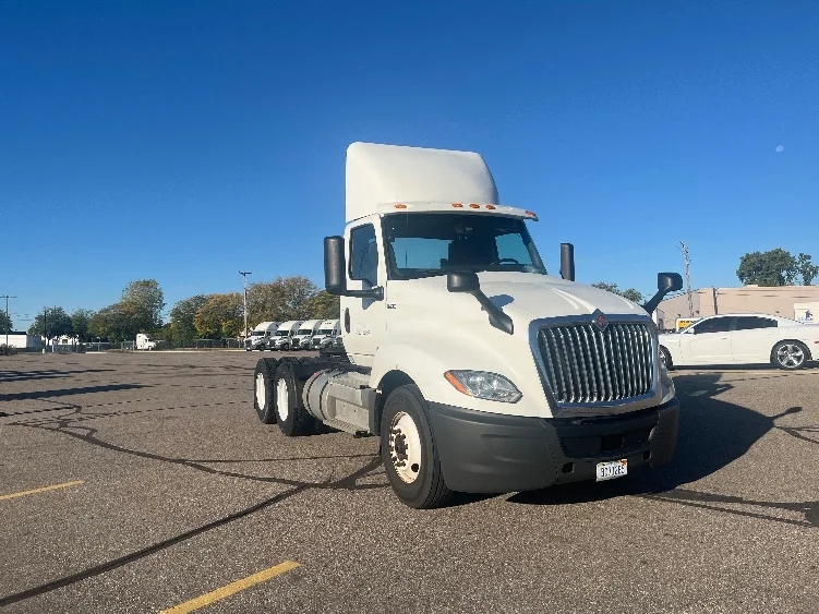 2019 International LT in Warren, MI