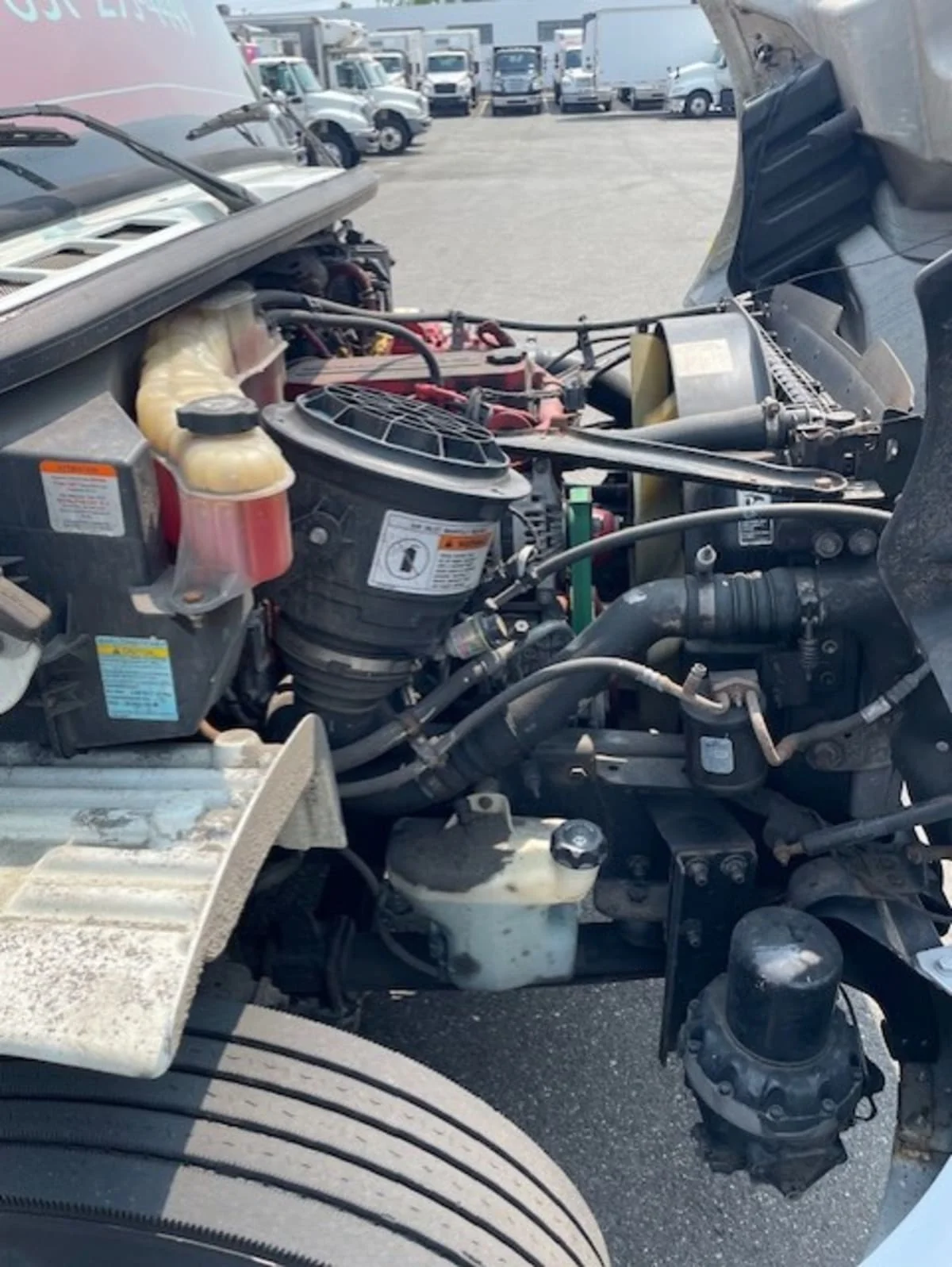 2018 Freightliner M2 106 - image 12