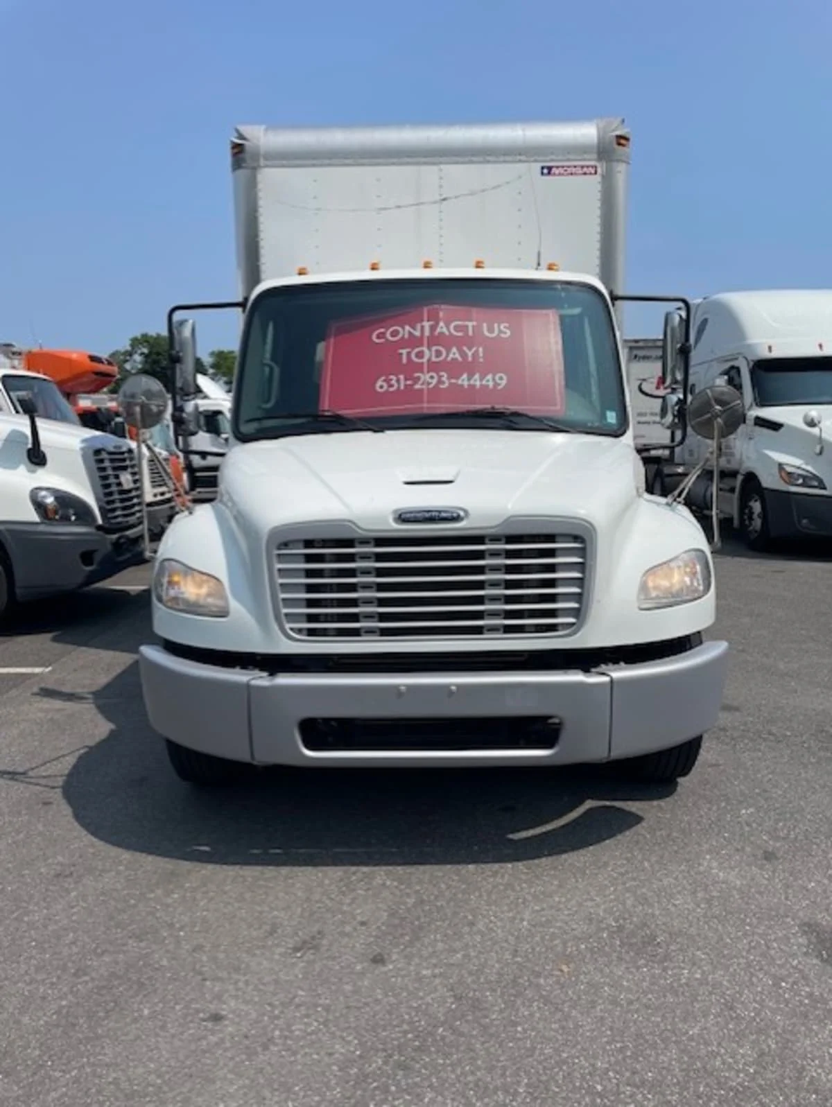2018 Freightliner M2 106 - image 2