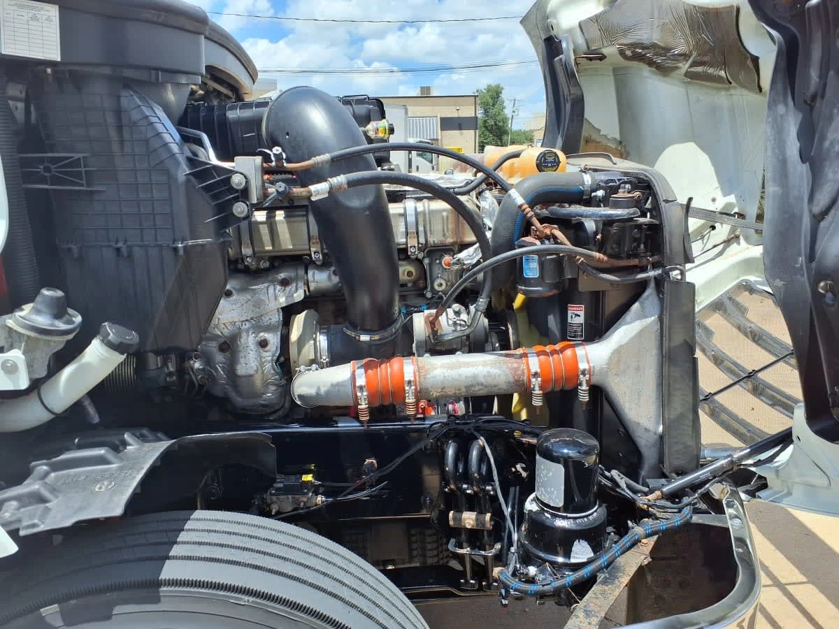 2021 Freightliner Cascadia in Dallas, TX — photo 10
