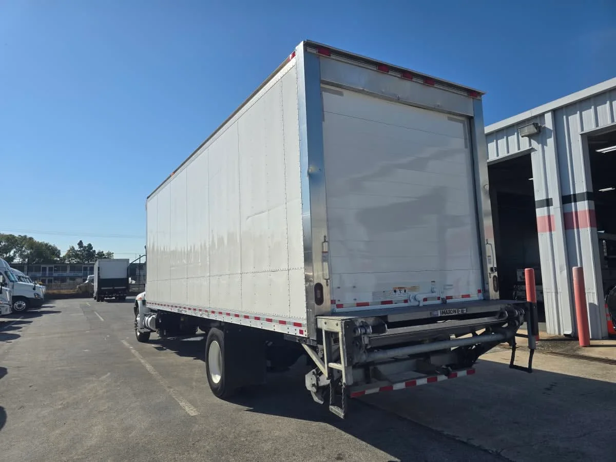 2019 International MV - image 4