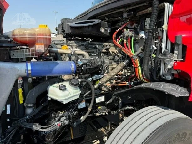 2023 Freightliner Cascadia in Salt Lake City, UT — photo 10