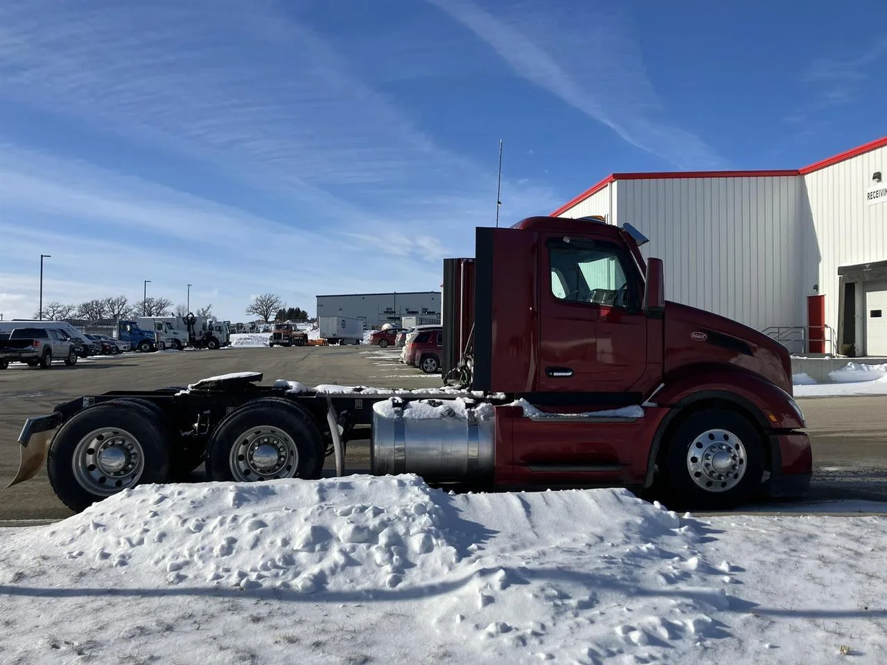 2022 Peterbilt 579 - image 4