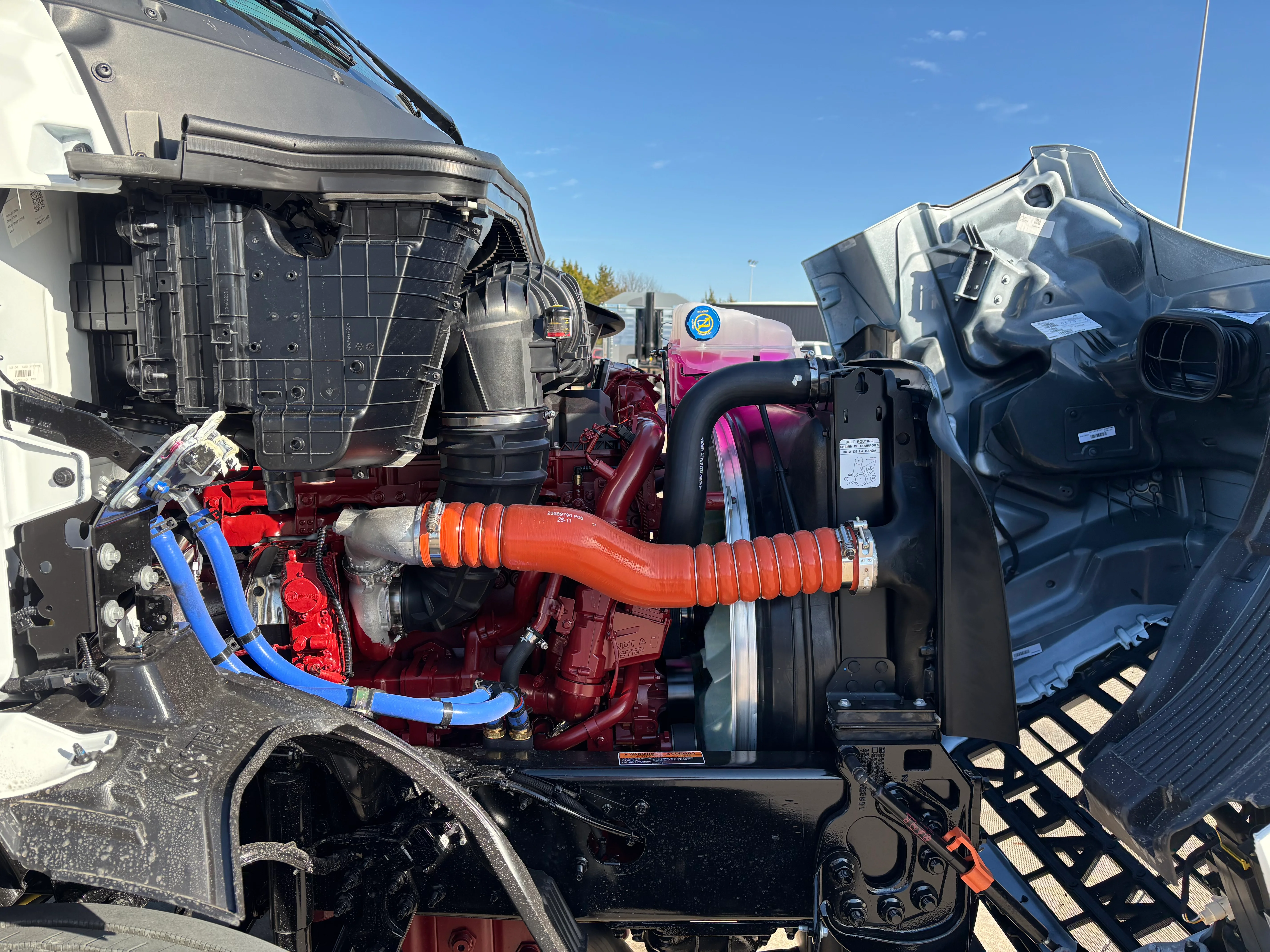 2027 Mack Anthem in TX — photo 10