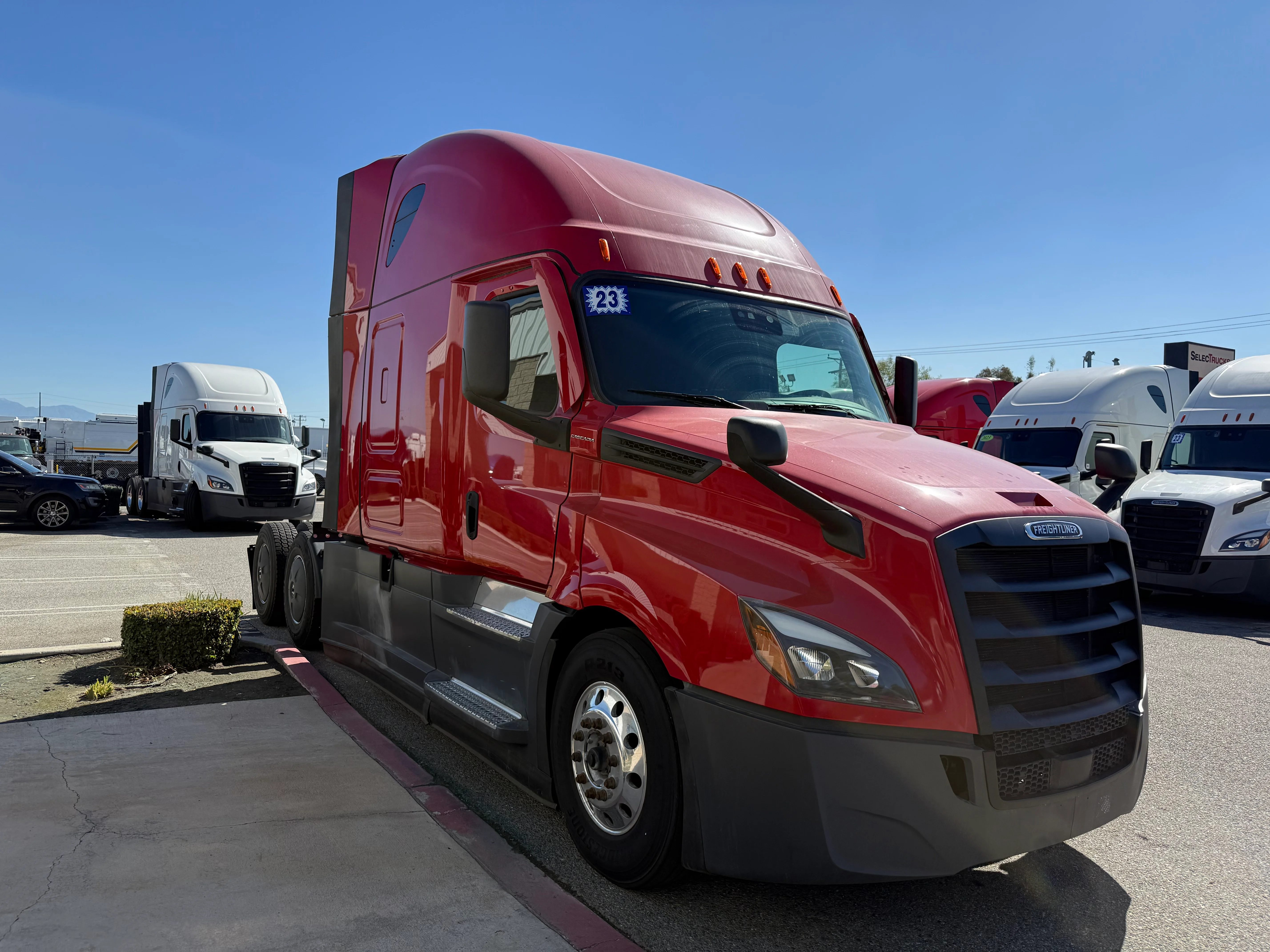 2023 Freightliner Cascadia in Selectrucks Fontana, CA — photo 9