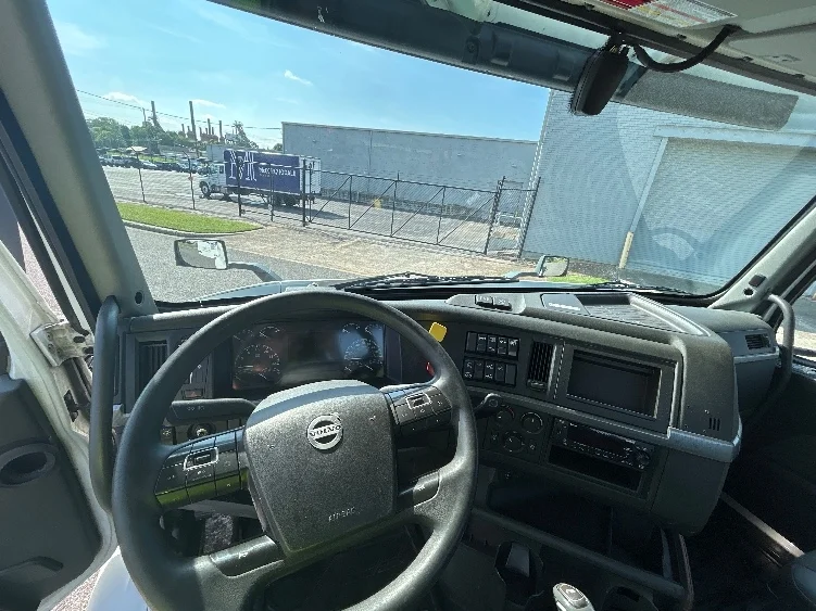 2022 Volvo in Birmingham, AL — photo 10