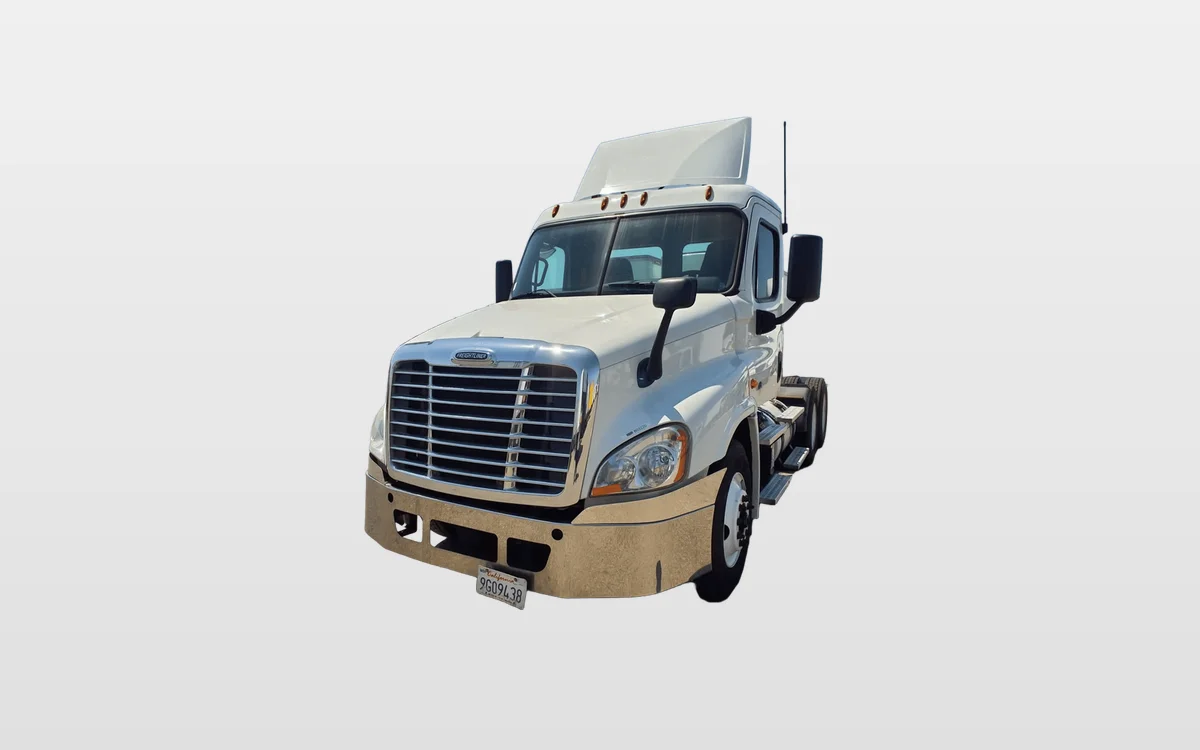 2018 Freightliner - image 1