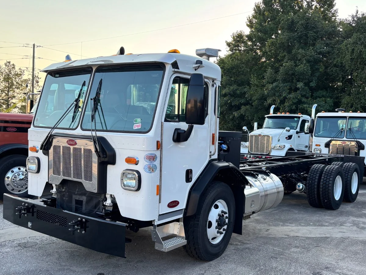 2026 Peterbilt 520