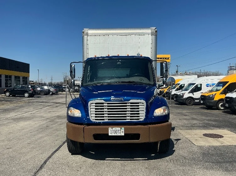 2019 Freightliner M2 106 - image 2