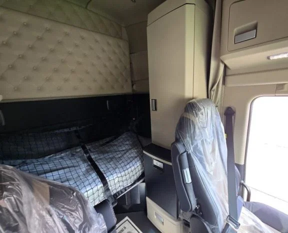 2026 Kenworth T680 - image 1